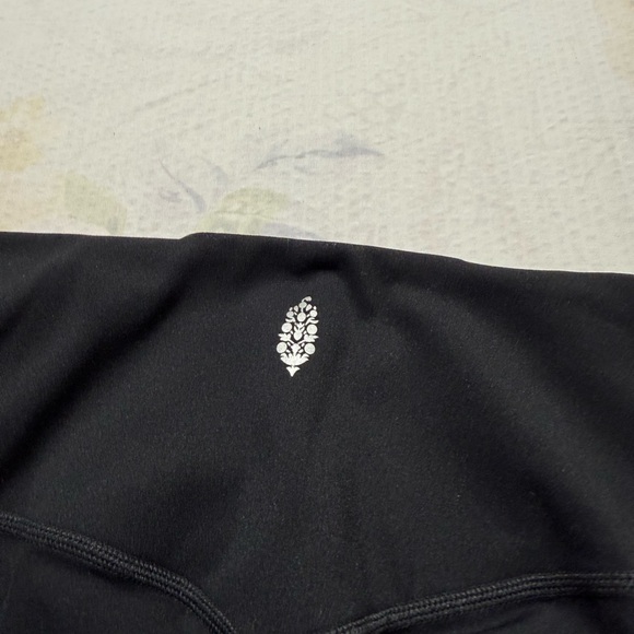 Free people women’s  Pink Tie-Dye Tee and Pink Jogger Set - Picture 6 of 14